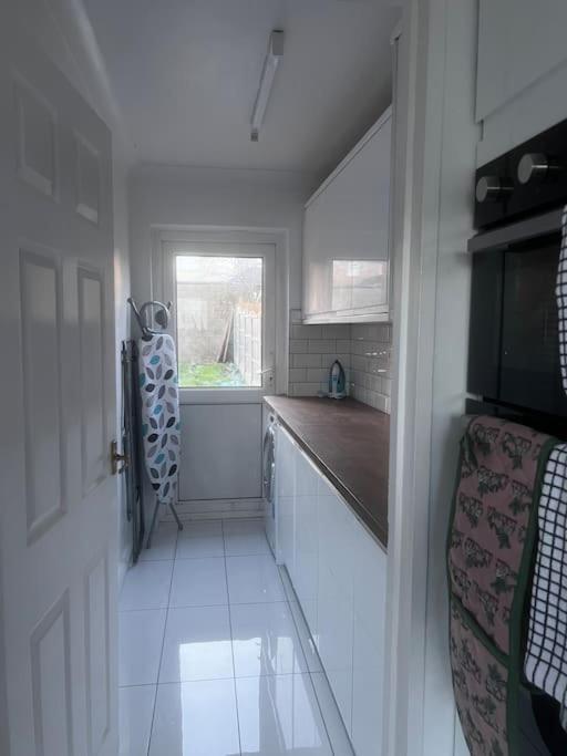 Home In Basildon, Essex 외부 사진