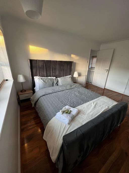 Home In Basildon, Essex 외부 사진